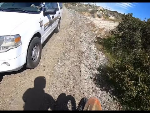 BIKERS VS COPS - Best Dirtbike & Motorcycle Police Chase Compilation #26 - FNF